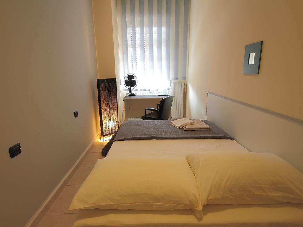 Guest House Stazione Centrale Bari Habitación foto